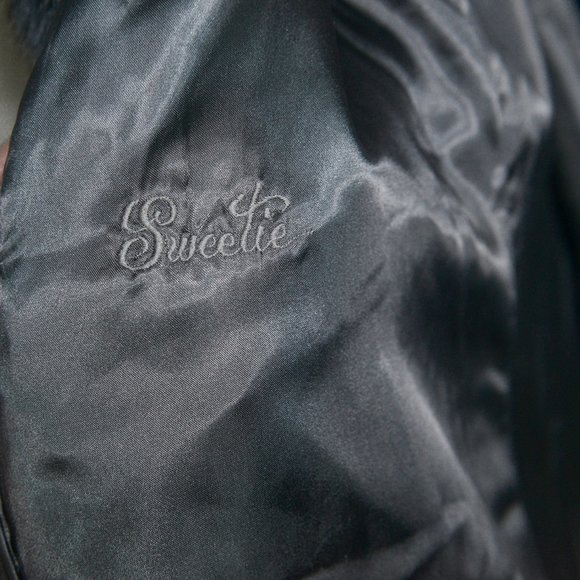 Woman cashemere/angora/wool short coat with arctic fox collar and cuffs - Picture 6 of 16